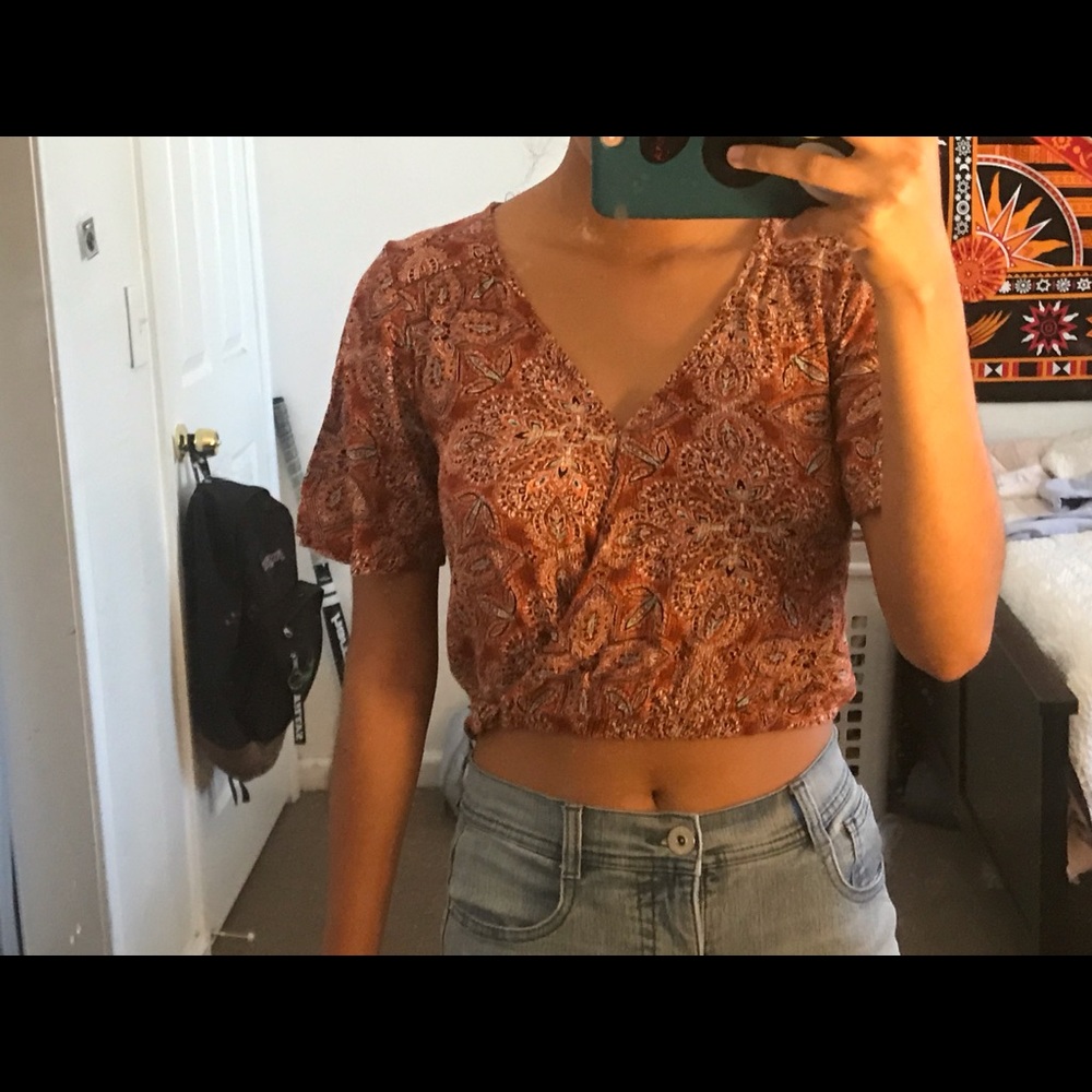 BOHEMIAN WRAP TOP